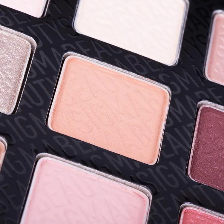 Eye Shadow Palette: Warm Neutrals