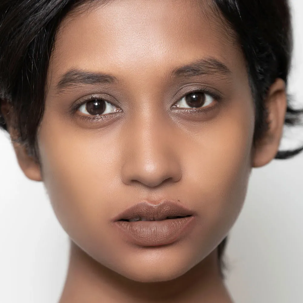Faces Canada Matte Lip Crayon | Cocoa Butter and Chamomile enriched | One Stroke Intense Color | Smooth Glide | All Day Hydrated Lips | Shade - Formal Ready 2.8g