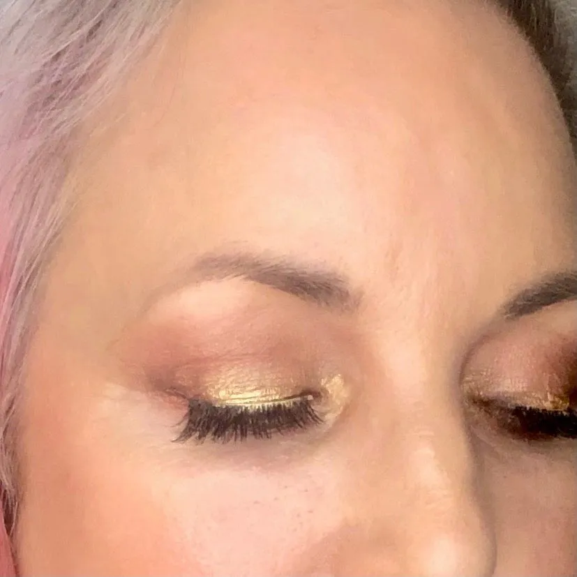 Golden Glam Mineral Eyeshadow