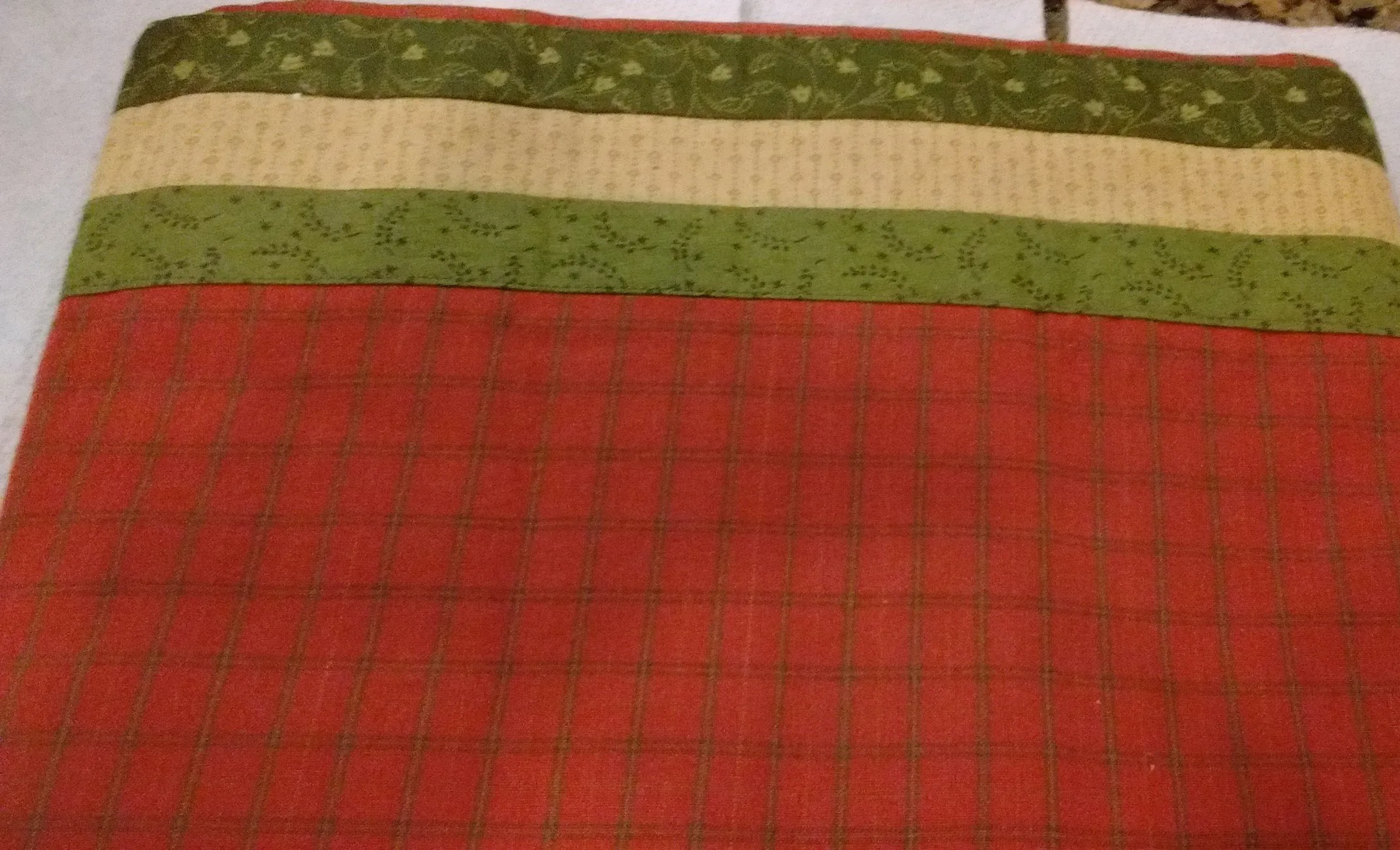 Park Design Honey and Spice Decorative Tablecloth 54 Inches Square