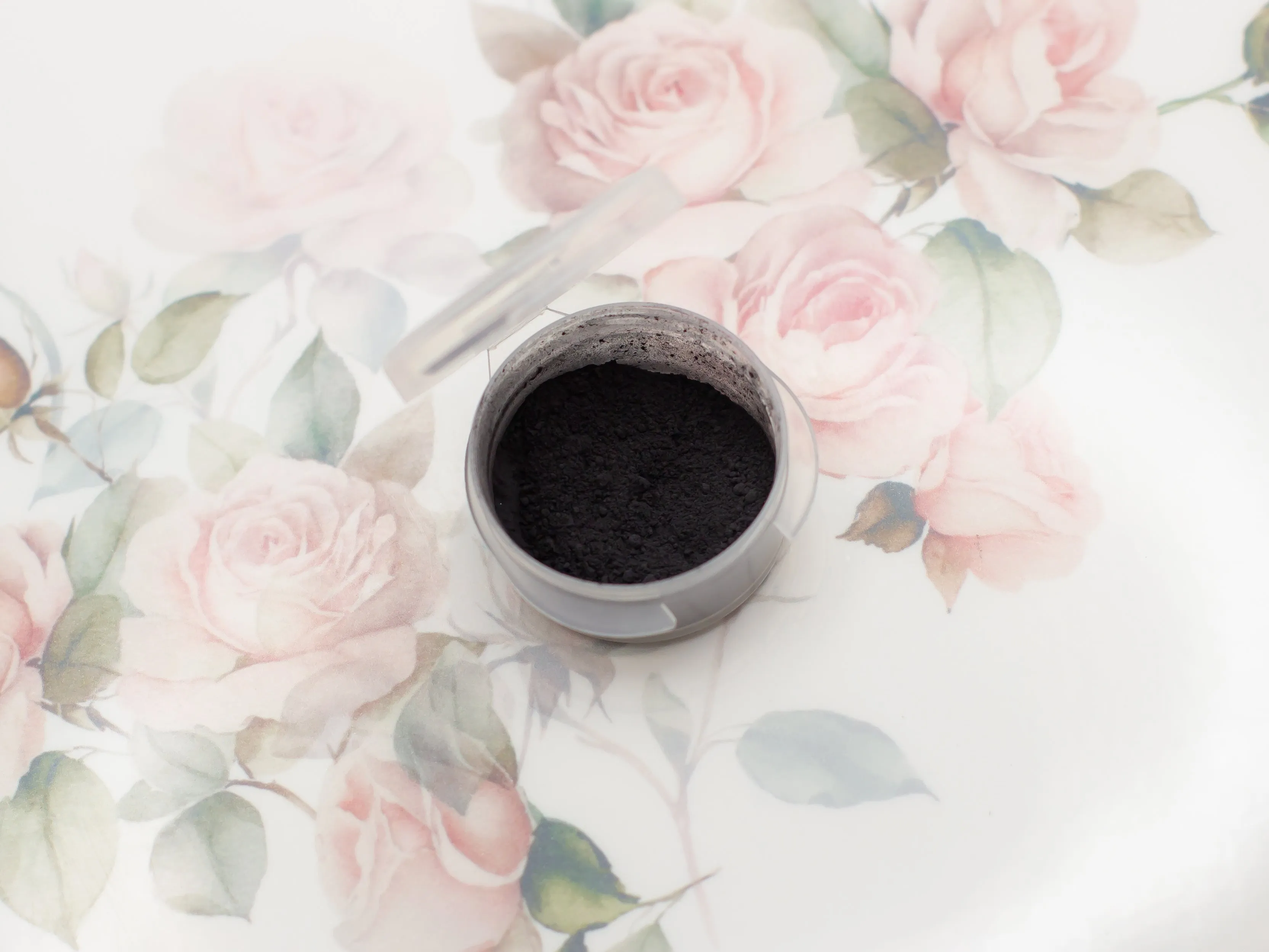 "Nero" - Mineral Eyeshadow