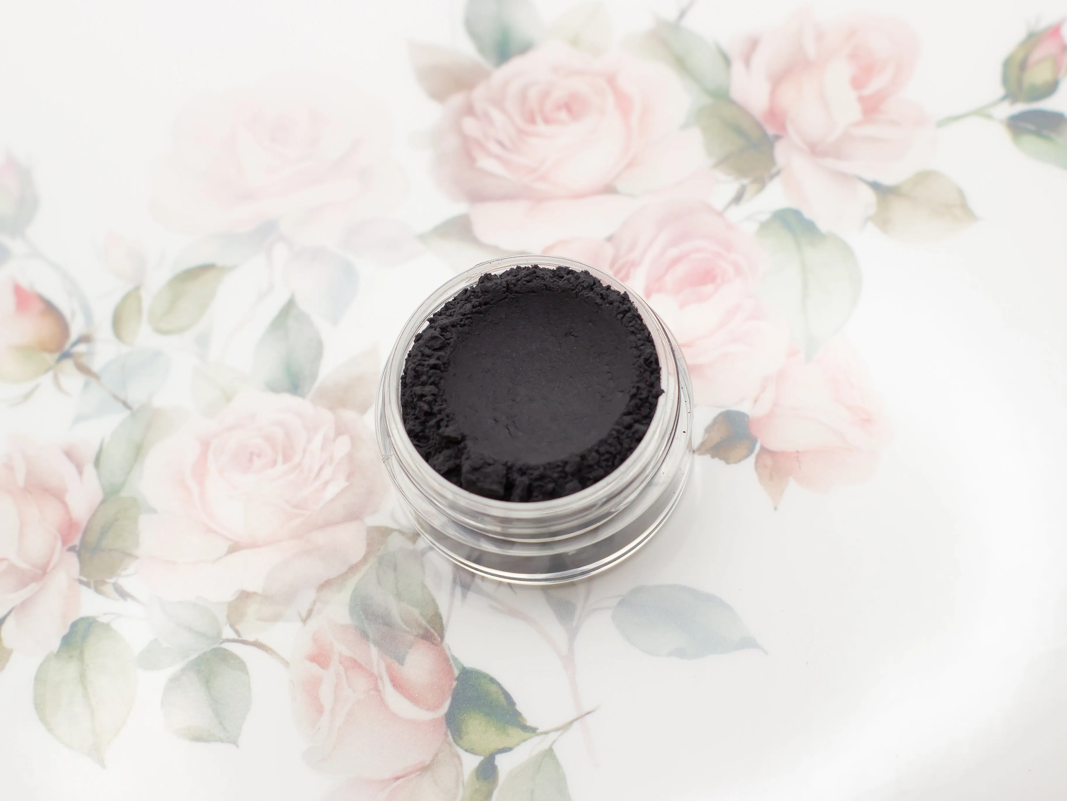 "Nero" - Mineral Eyeshadow